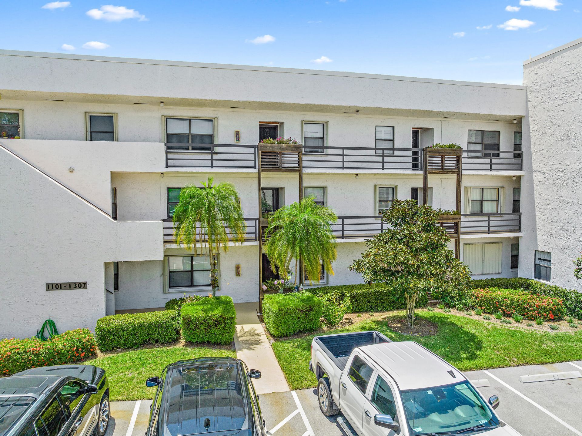 1950 SW Palm City Road, Unit 1-202, Stuart, FL 34994 Photo