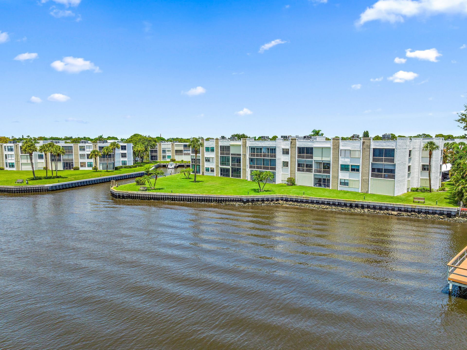 1950 SW Palm City Road, Unit 1-202, Stuart, FL 34994 Photo