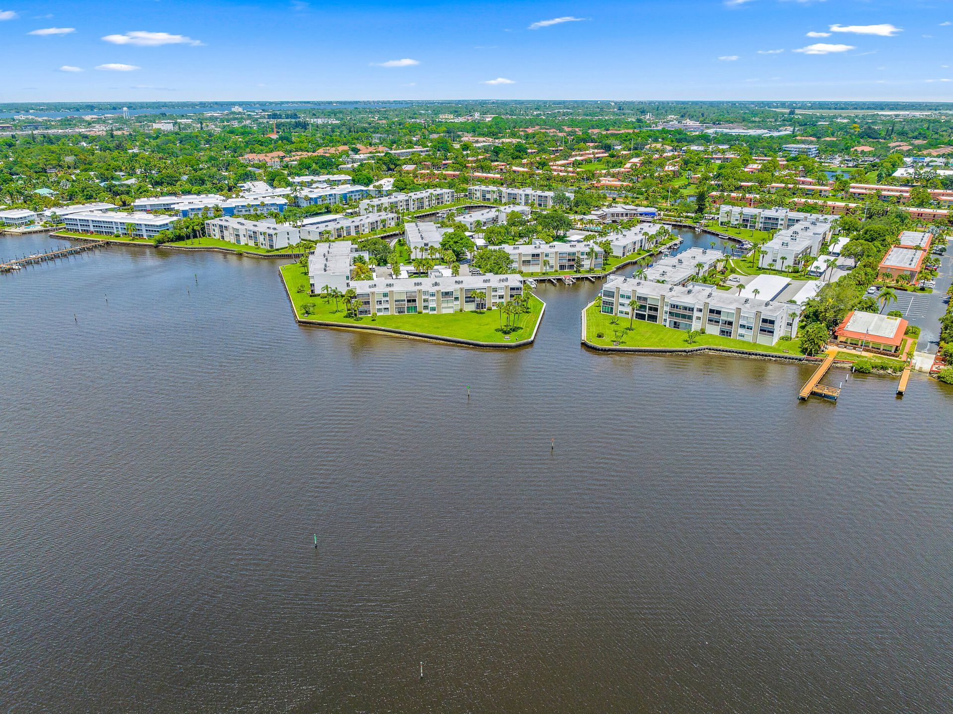 1950 SW Palm City Road, Unit 1-202, Stuart, FL 34994 Photo