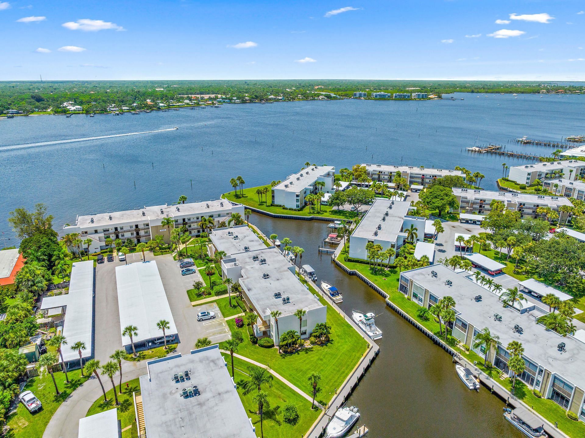 1950 SW Palm City Road, Unit 1-202, Stuart, FL 34994 Photo