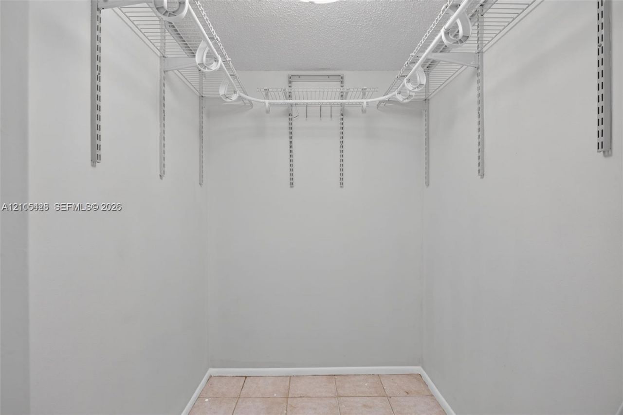 503 Gardens Dr , Unit 201, Pompano Beach, FL 33069 Photo