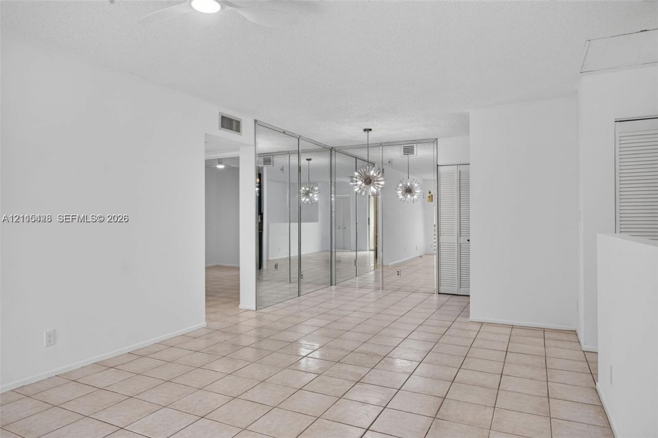 503 Gardens Dr , Unit 201, Pompano Beach, FL 33069 Photo
