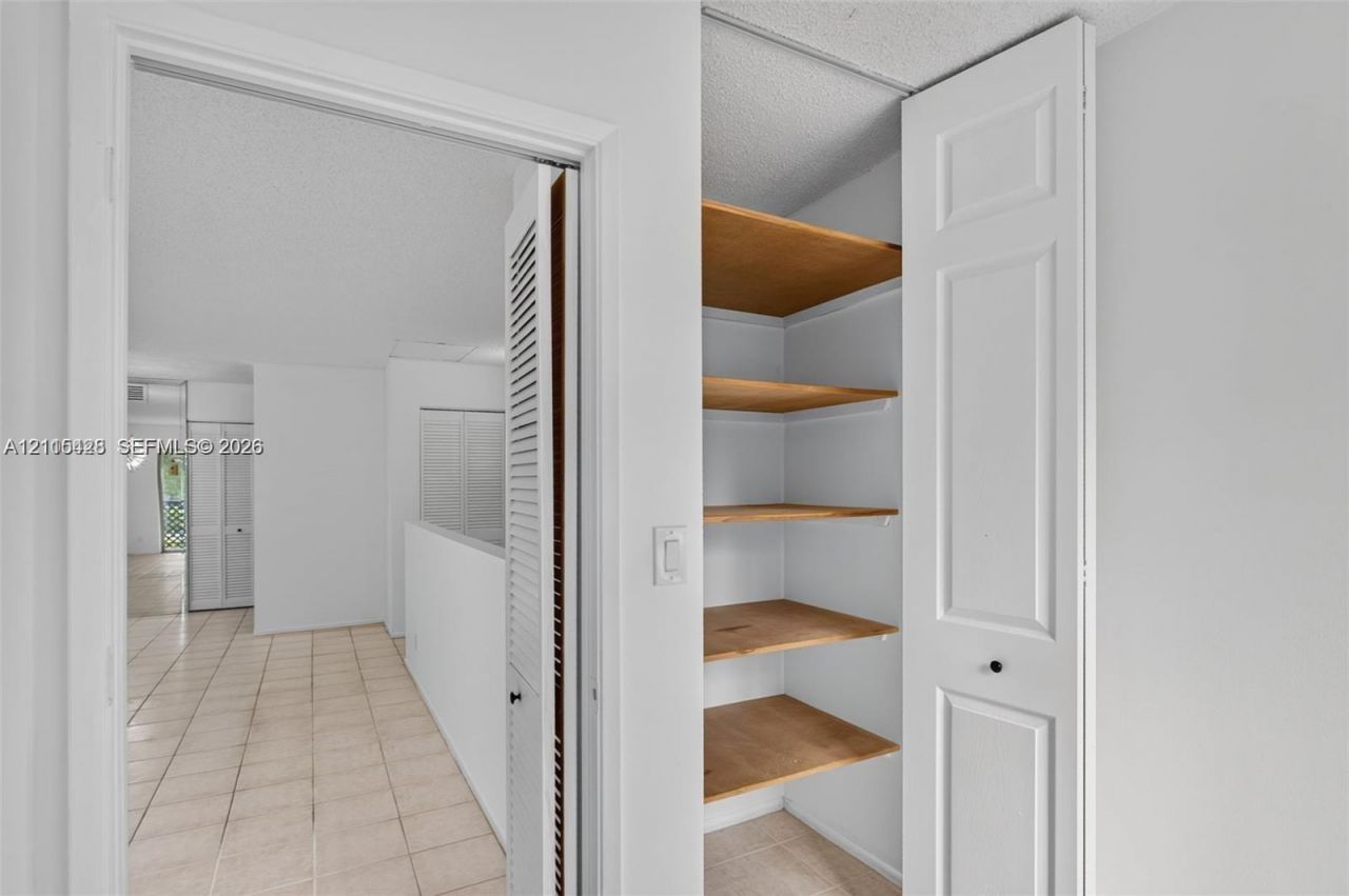 503 Gardens Dr , Unit 201, Pompano Beach, FL 33069 Photo