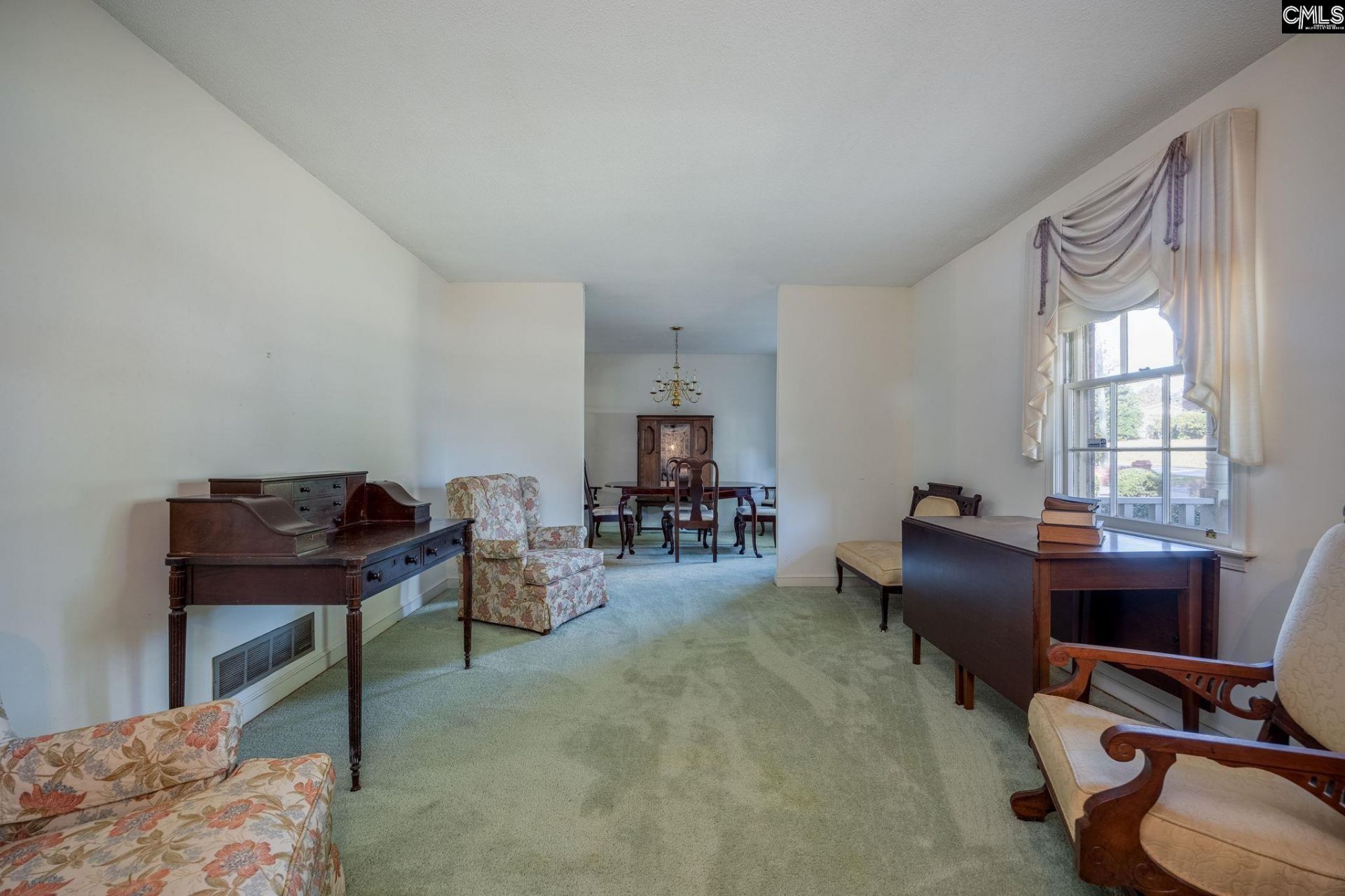 3301 Hollydale Drive  Photo 10