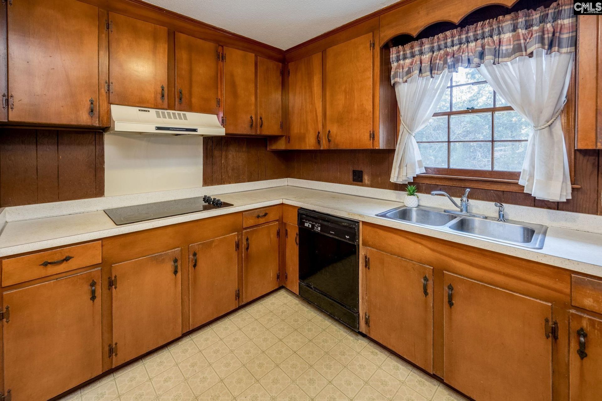 3301 Hollydale Drive  Photo 22