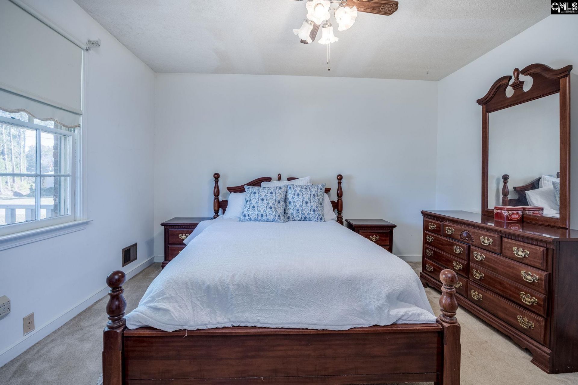 3301 Hollydale Drive  Photo 34