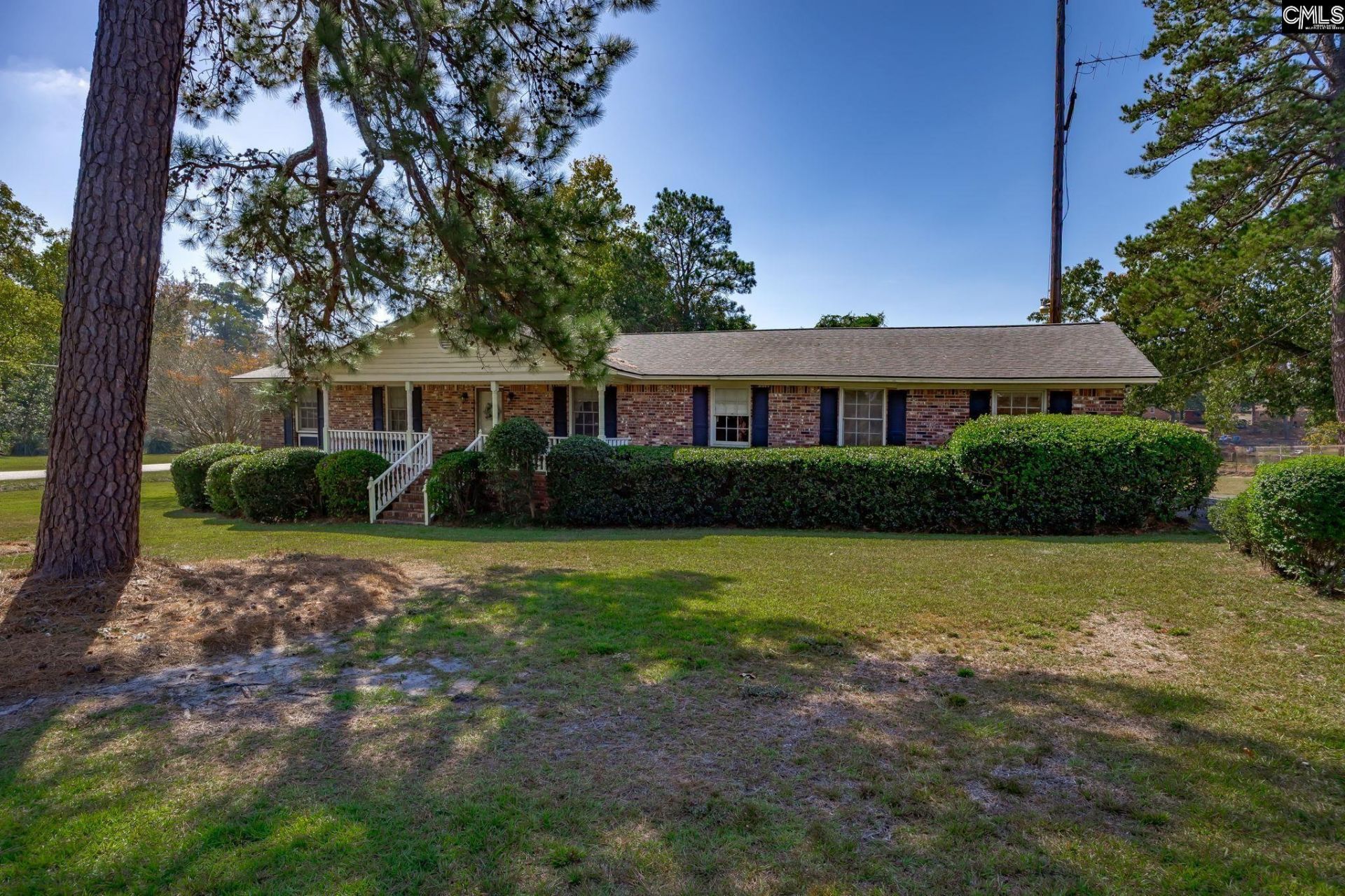 3301 Hollydale Drive  Photo 4