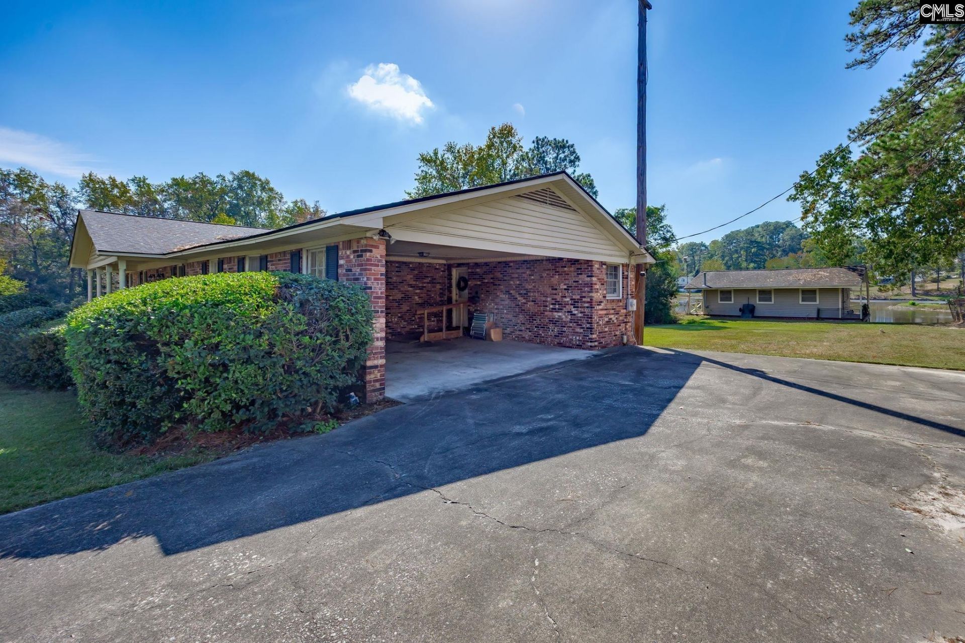 3301 Hollydale Drive  Photo 6