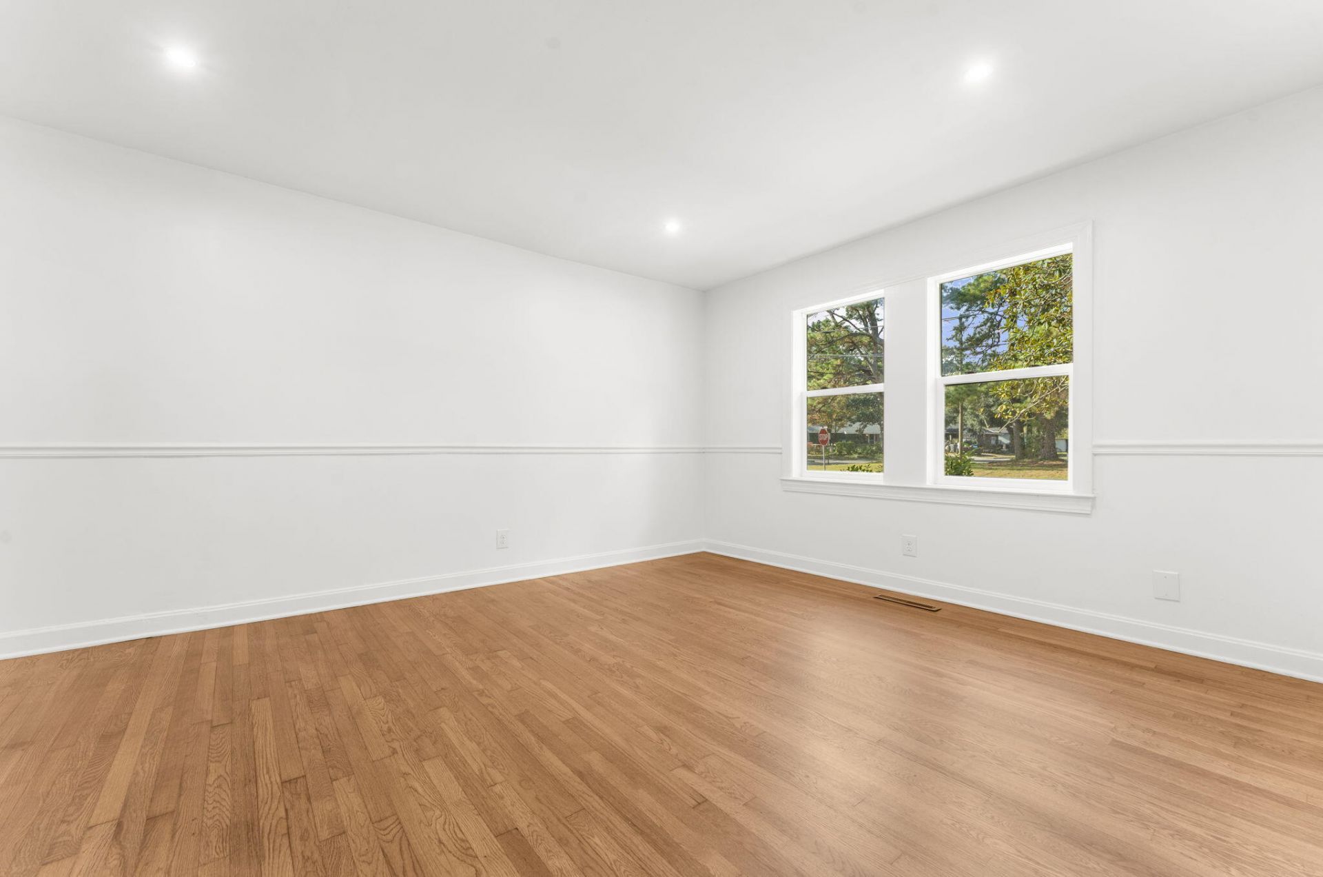 5100 Ashcroft Avenue Photo 10