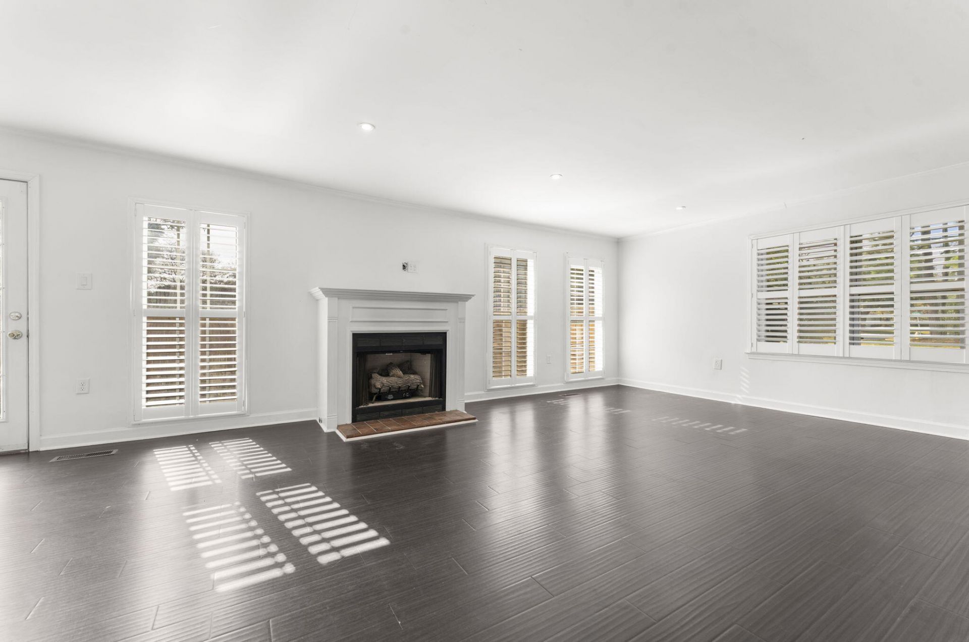 5100 Ashcroft Avenue Photo 14