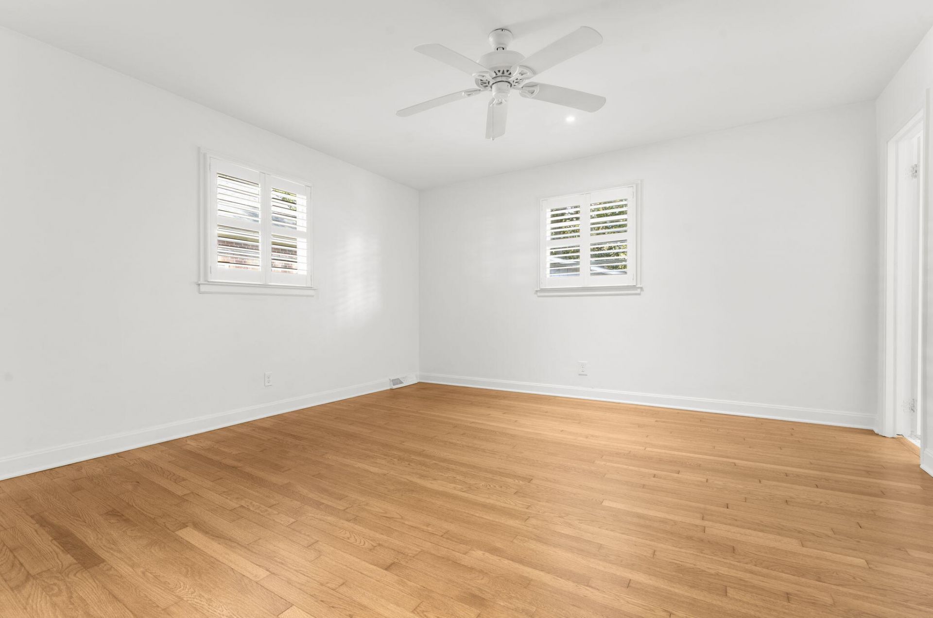 5100 Ashcroft Avenue Photo 25