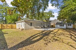 5100 Ashcroft Avenue photo 4