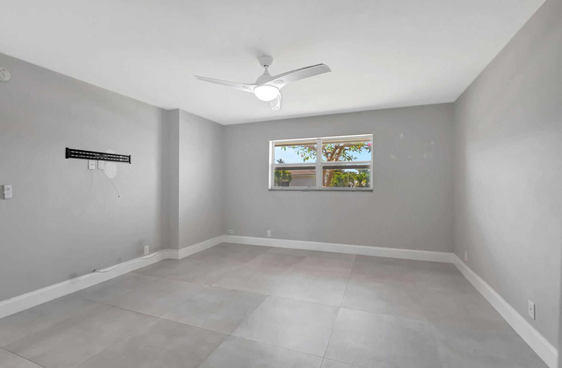 750 NE Spanish River Boulevard, Unit 103, Boca Raton, FL 33431 Photo