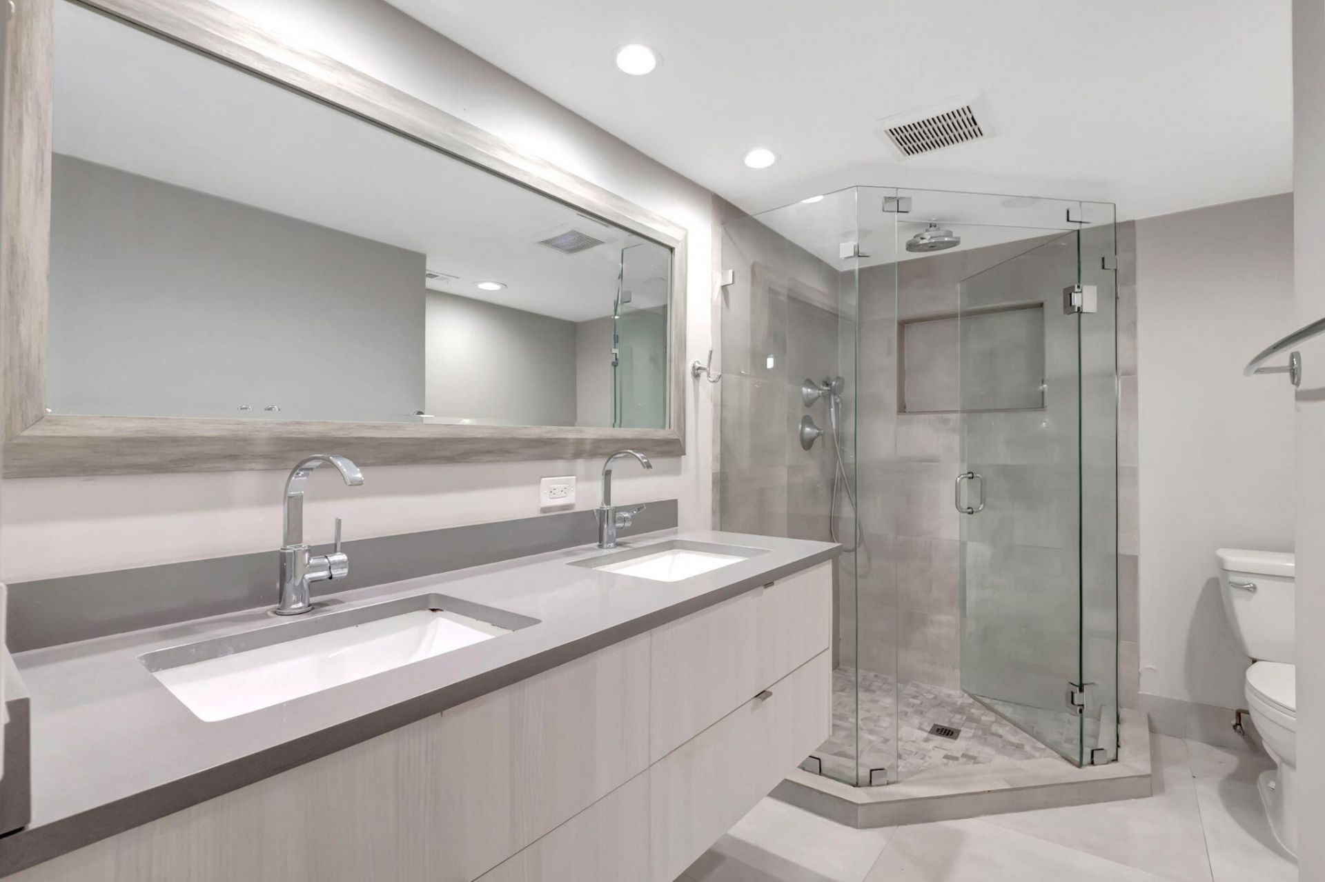 750 NE Spanish River Boulevard, Unit 103, Boca Raton, FL 33431 Photo