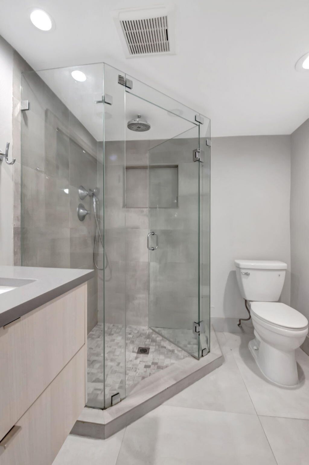 750 NE Spanish River Boulevard, Unit 103, Boca Raton, FL 33431 Photo