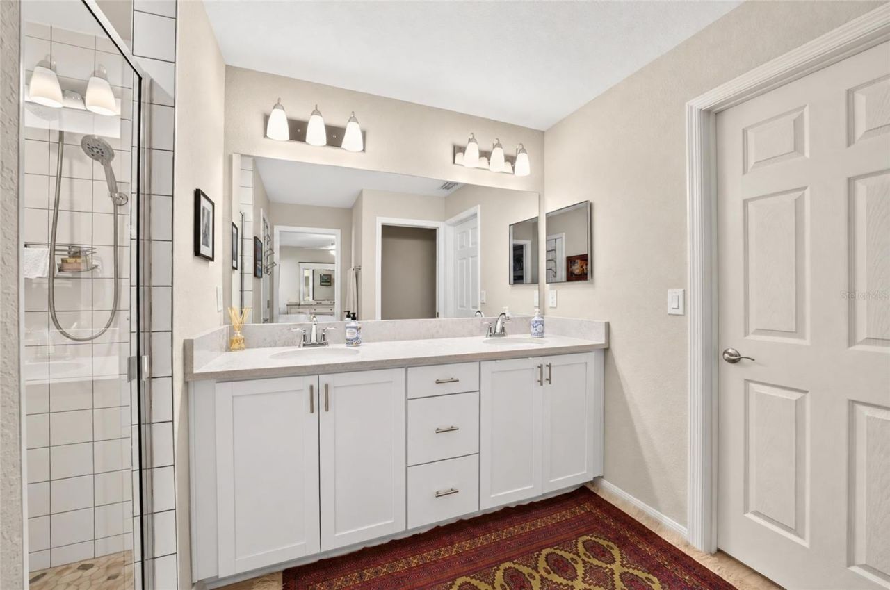 9102 SE 43rd Terrace , Ocala, FL 34480 Photo