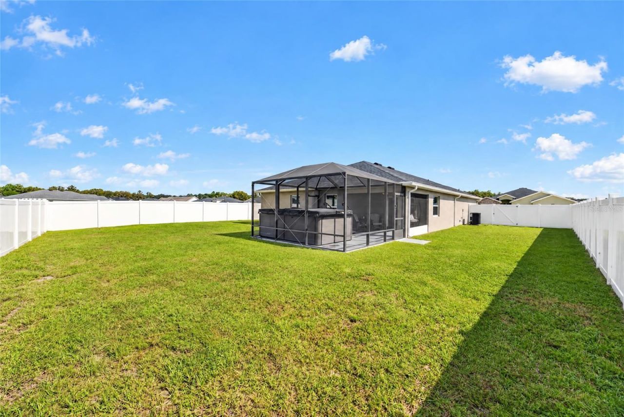 9102 SE 43rd Terrace , Ocala, FL 34480 Photo
