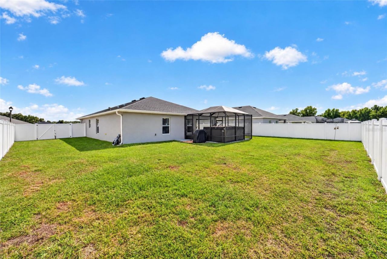 9102 SE 43rd Terrace , Ocala, FL 34480 Photo