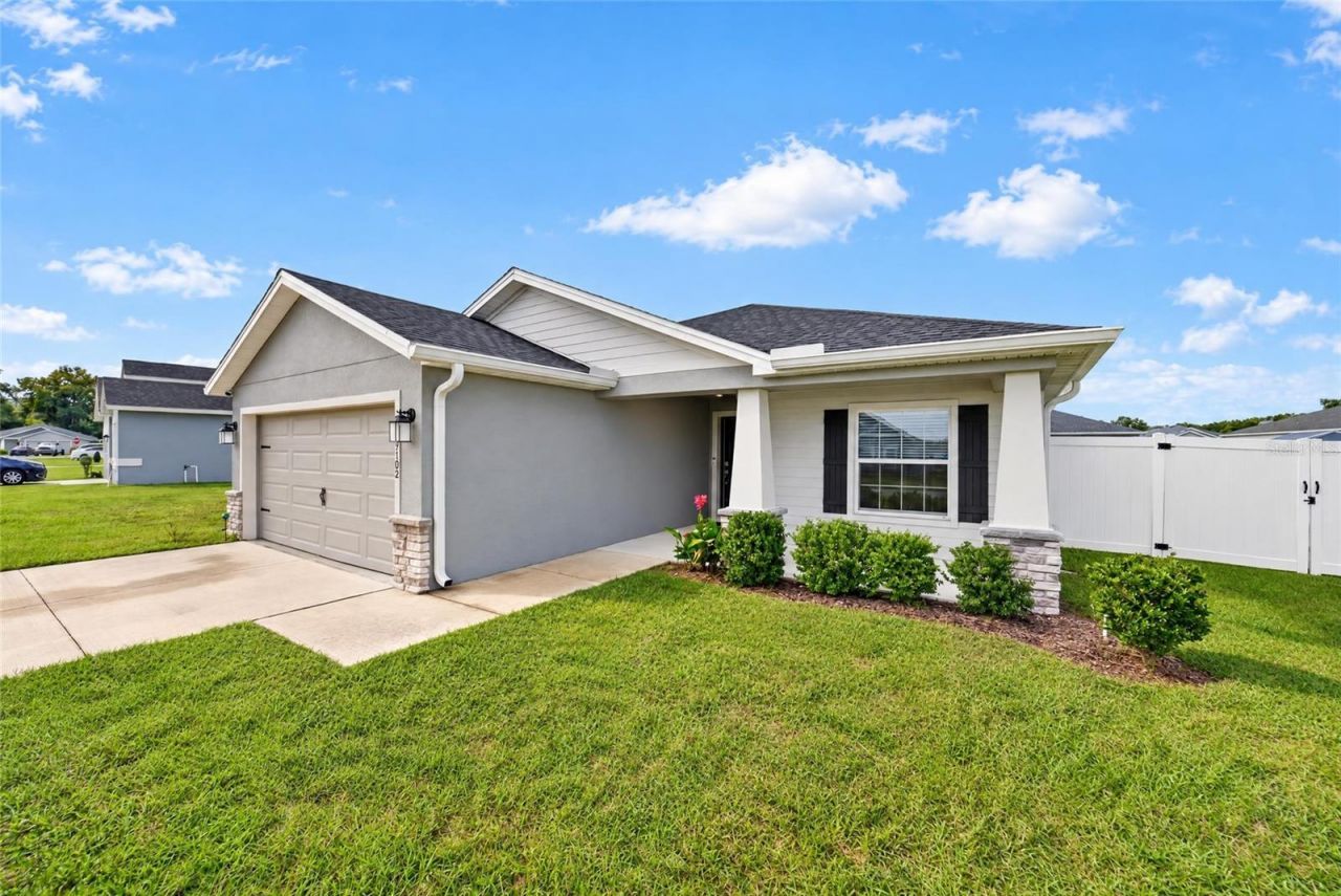 9102 SE 43rd Terrace , Ocala, FL 34480 Photo