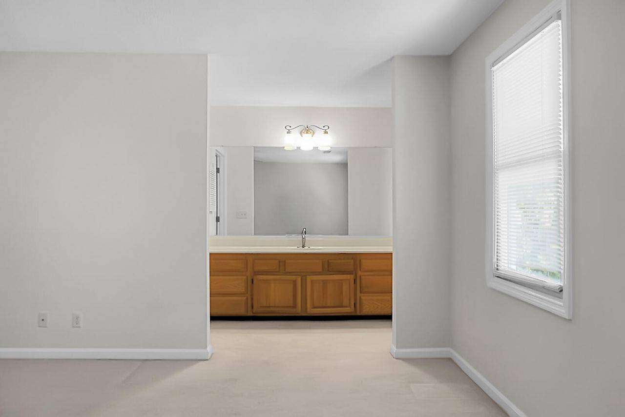 9017 Delancey Circle Photo 32
