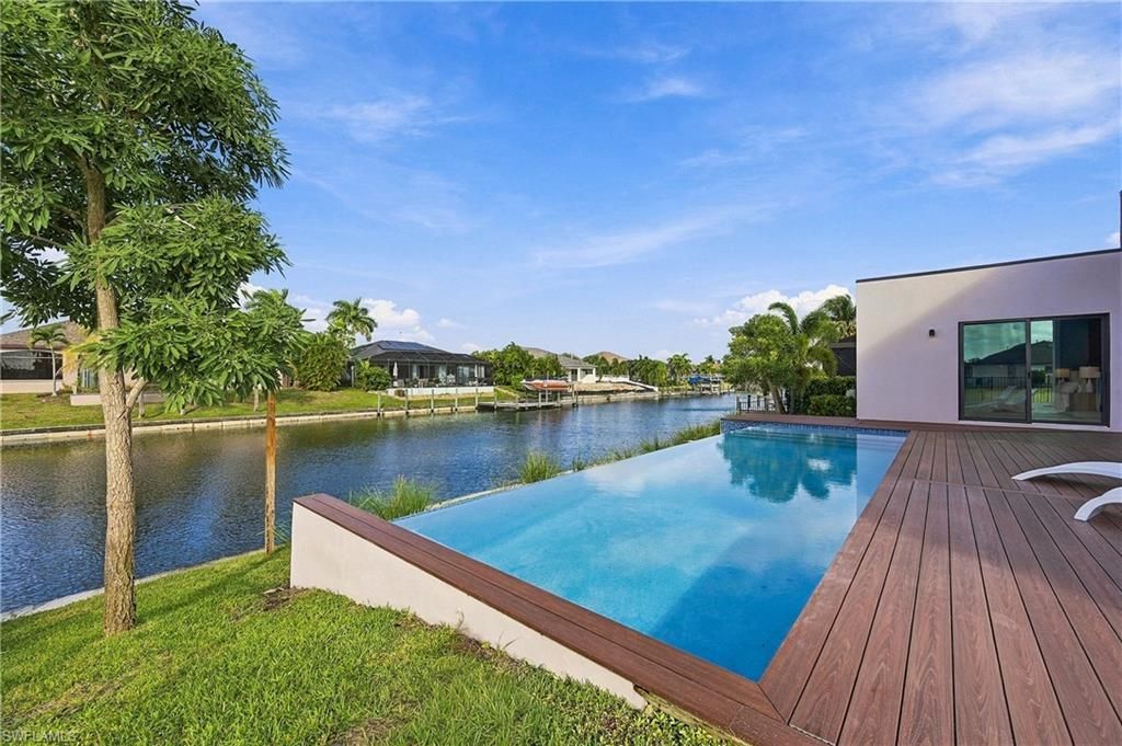 2608 SW 20th Ave, Cape Coral, FL 33914 Photo
