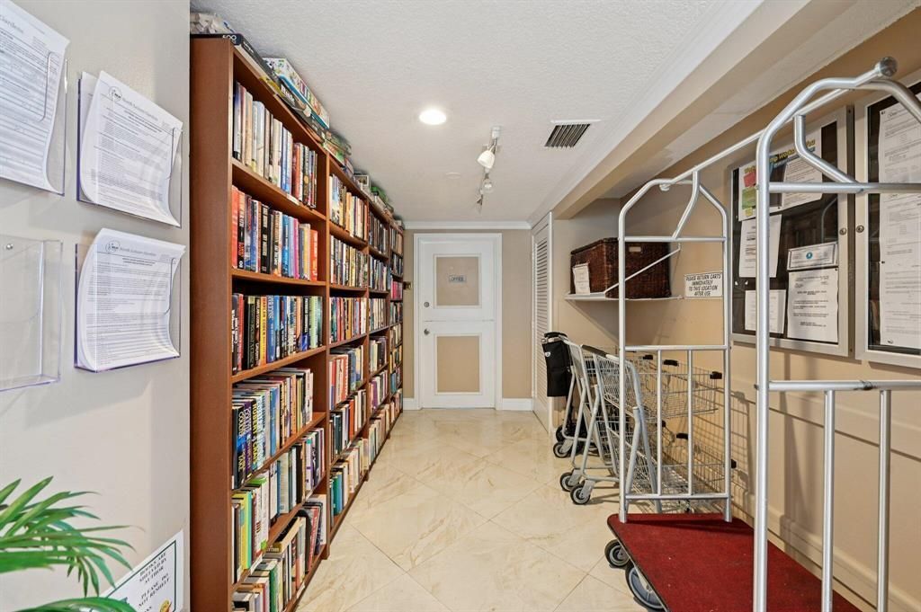 1461 S Ocean Boulevard, Unit 204, Pompano Beach, FL 33062 Photo