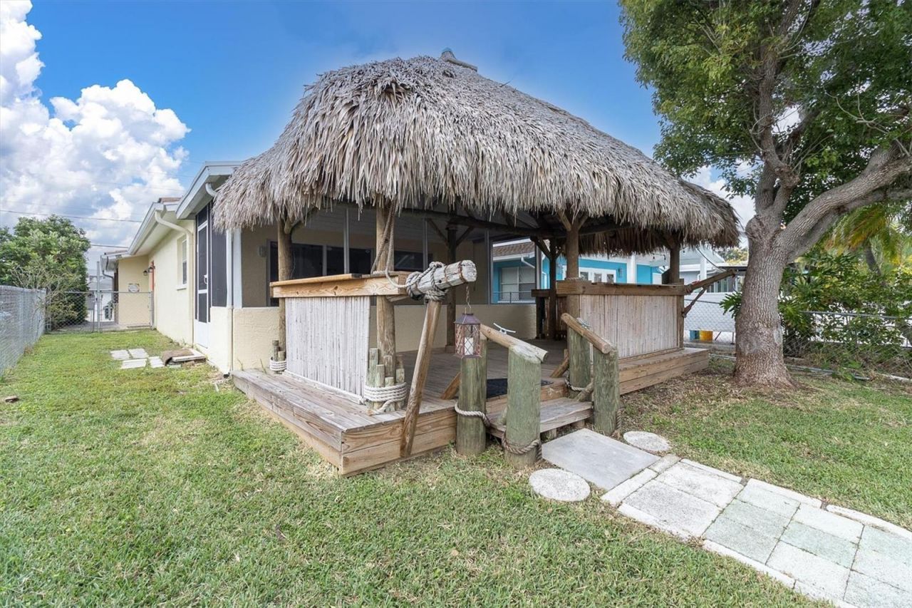 4351 Floramar Terrace , New Port Richey, FL 34652 Photo