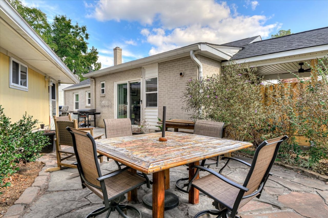 1121 Magnolia Drive Photo 45