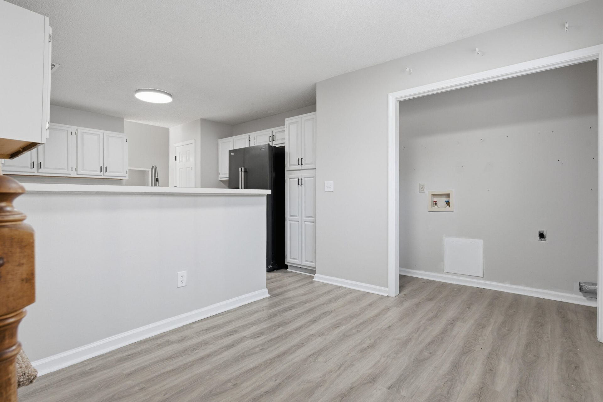 117 Saint Awdry Street Photo 20