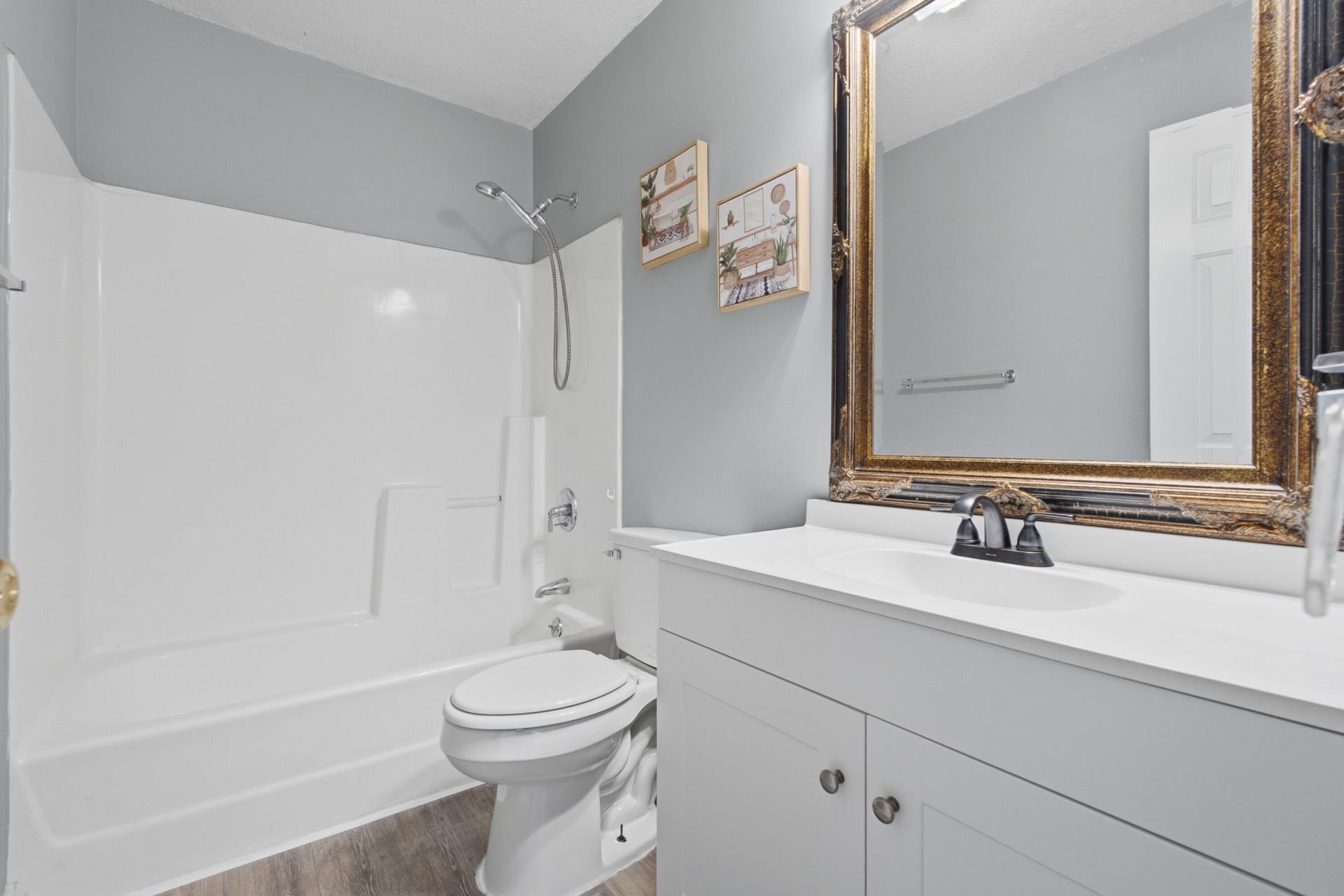 117 Saint Awdry Street Photo 36