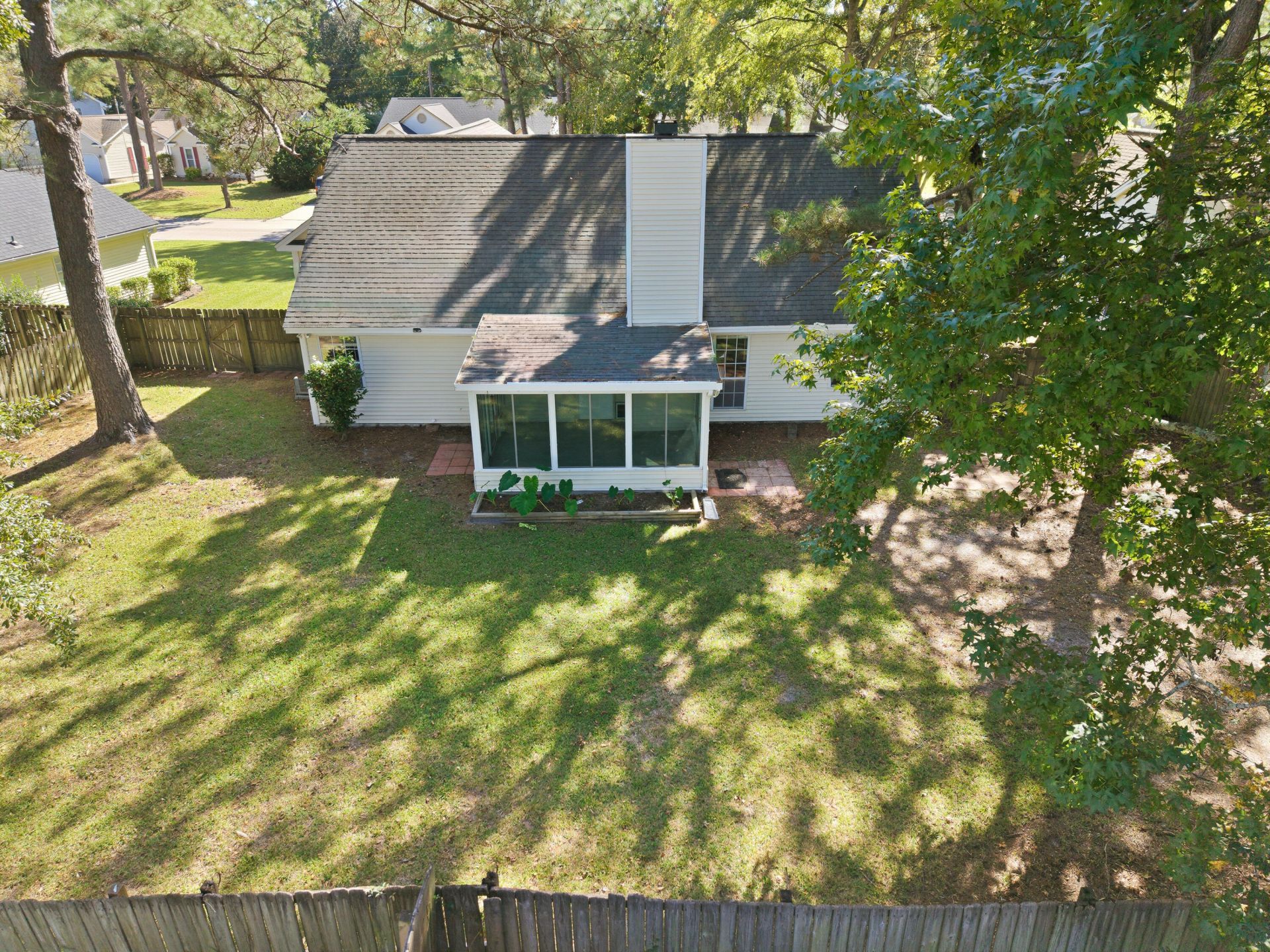 117 Saint Awdry Street Photo 54