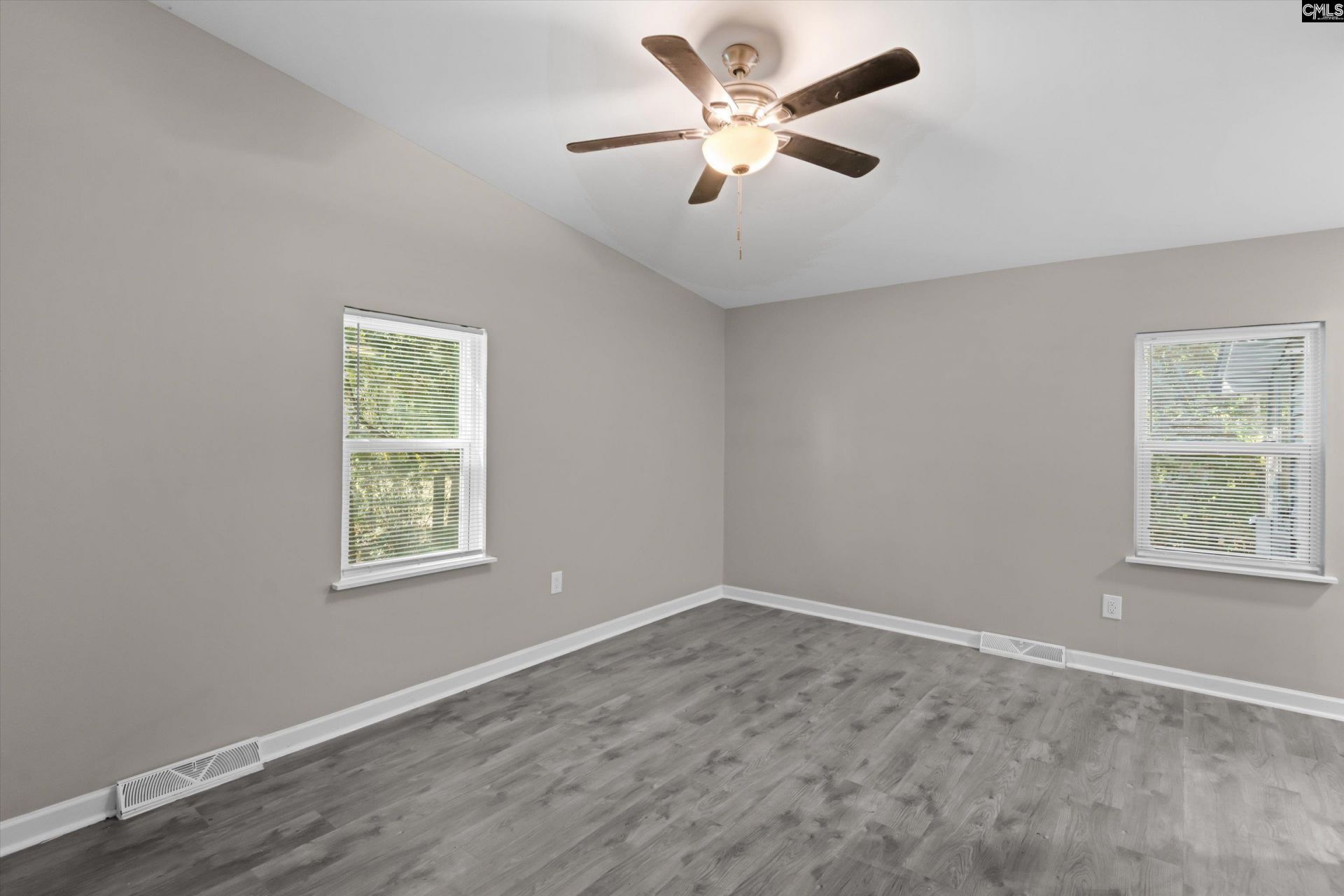 425 Yachting Road  Photo 19