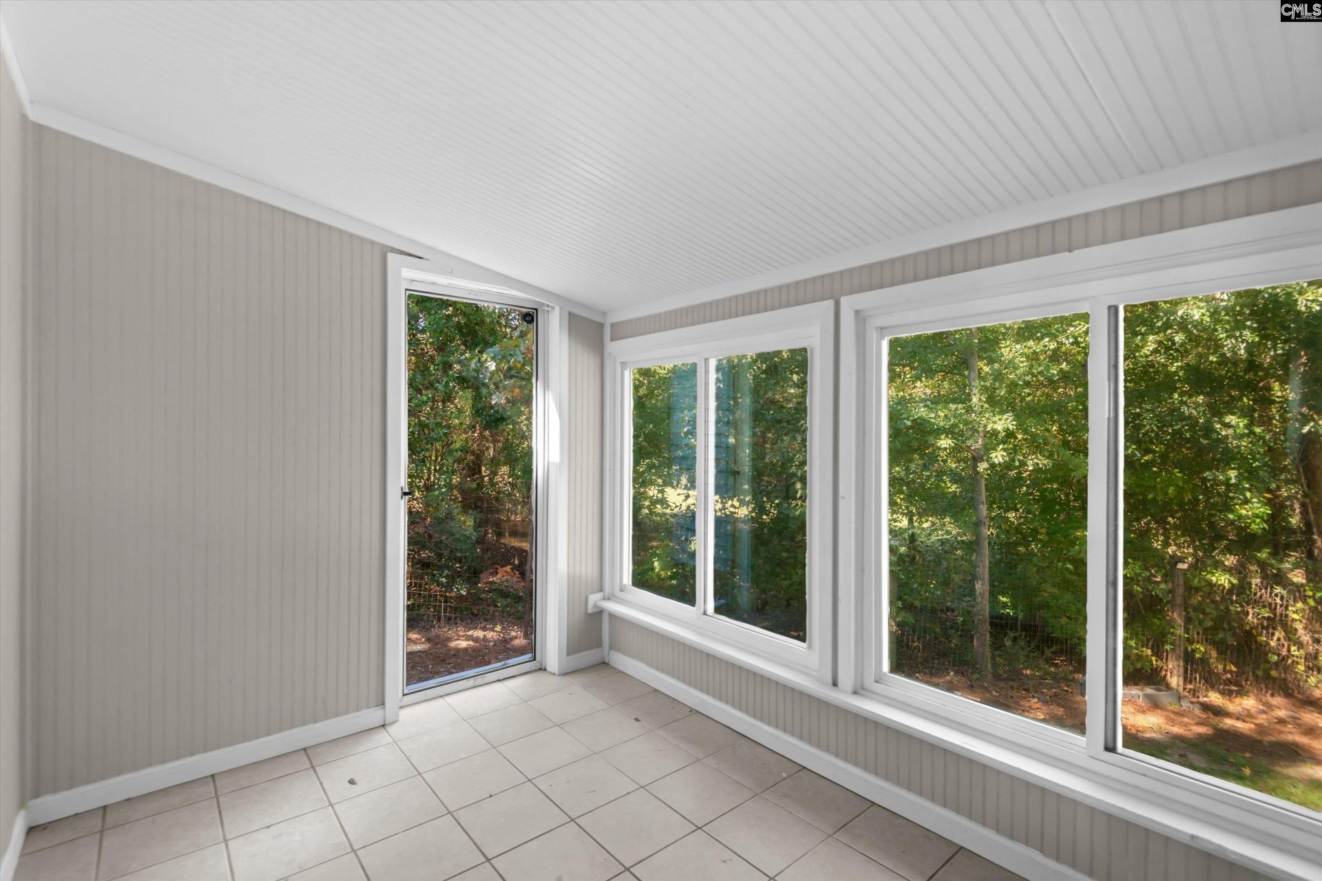 425 Yachting Road  Photo 30
