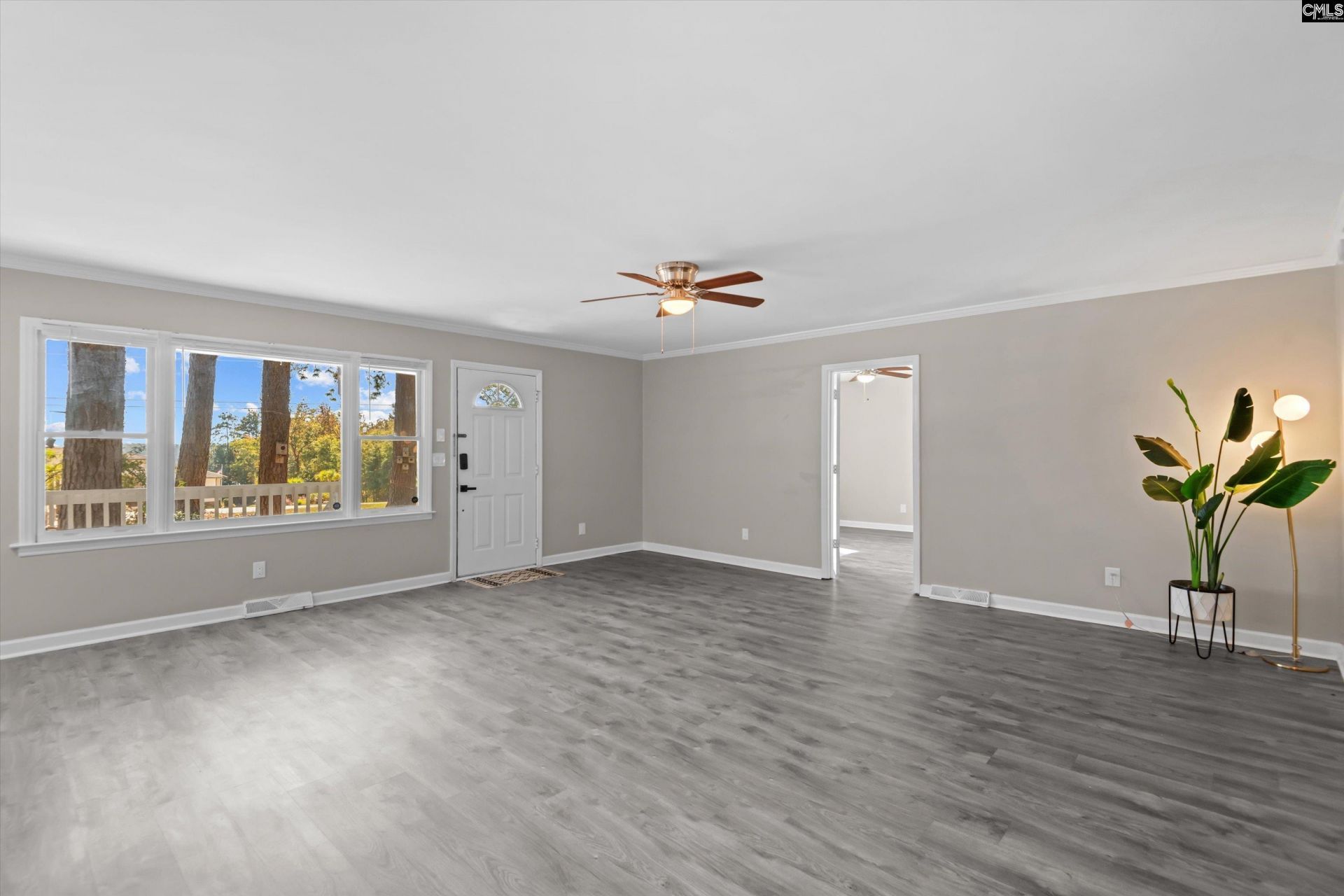 425 Yachting Road  Photo 5