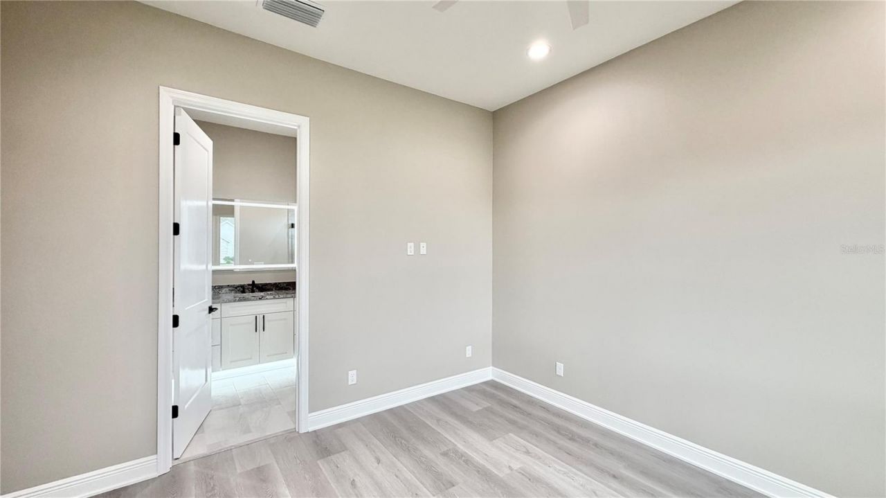 17933 SW 66th Place , Dunnellon, FL 34432 Photo