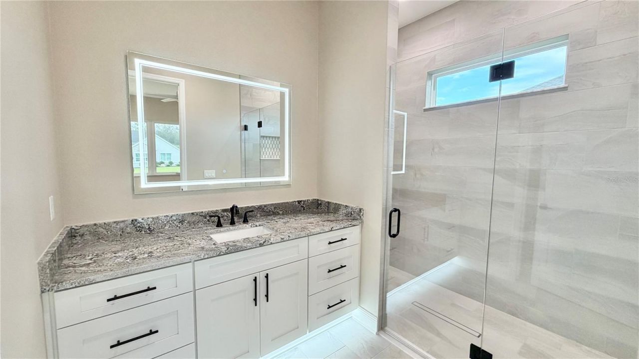 17933 SW 66th Place , Dunnellon, FL 34432 Photo