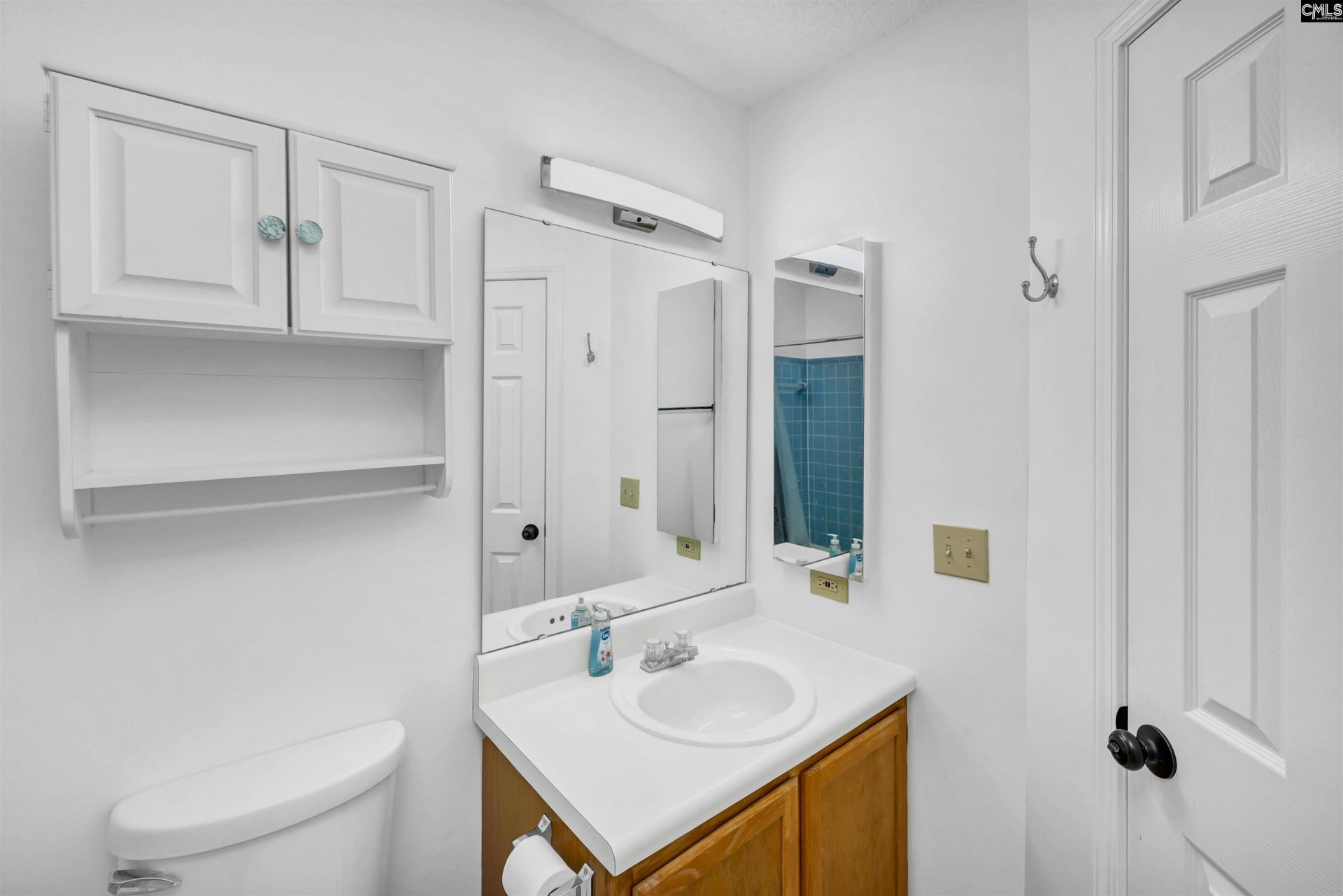 206 Glen Rose Circle  Photo 11