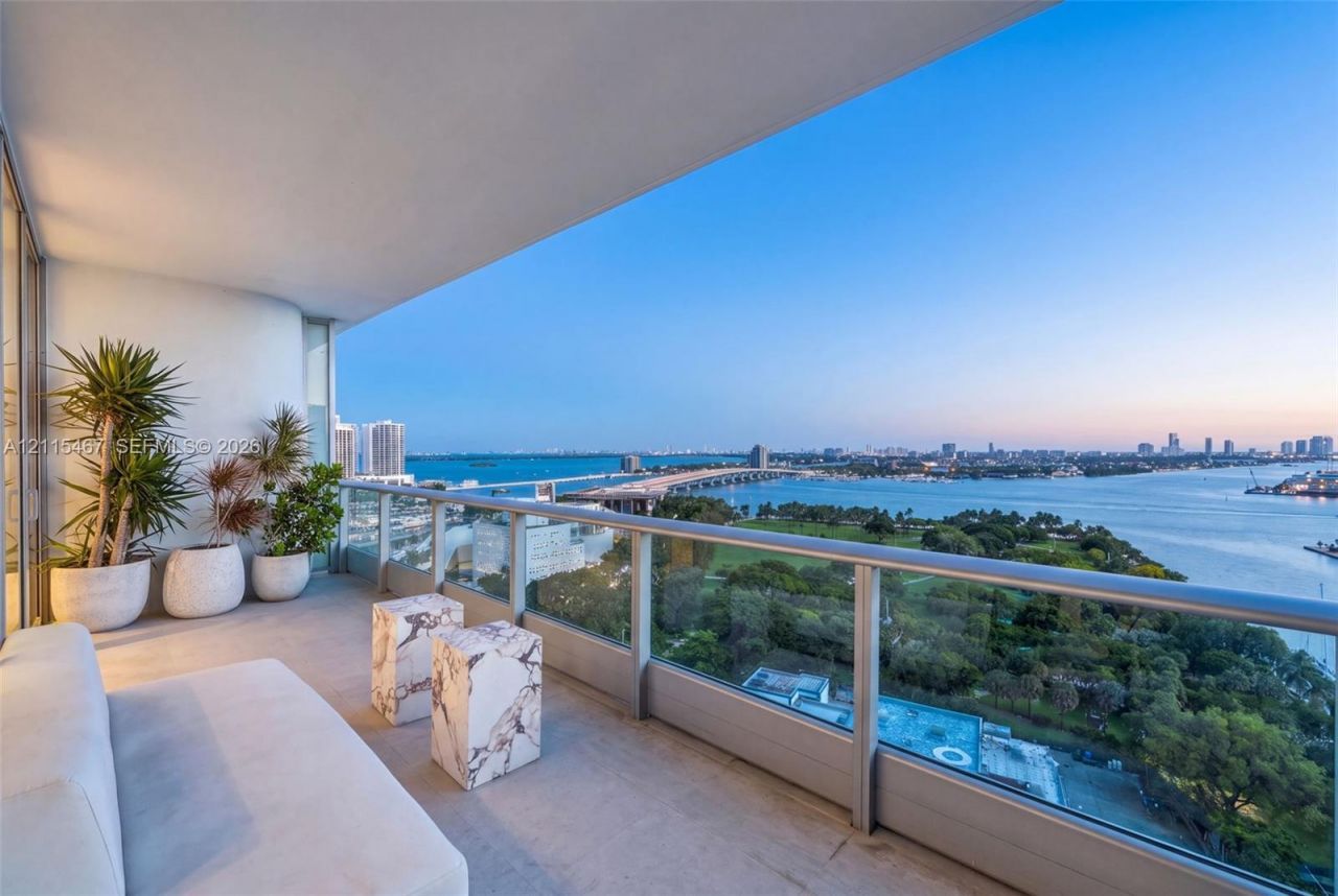 900 Biscayne Blvd , Unit 2104, Miami, FL 33132 Photo
