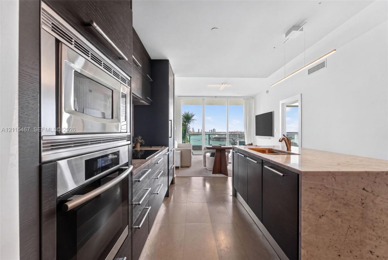 900 Biscayne Blvd , Unit 2104, Miami, FL 33132 Photo