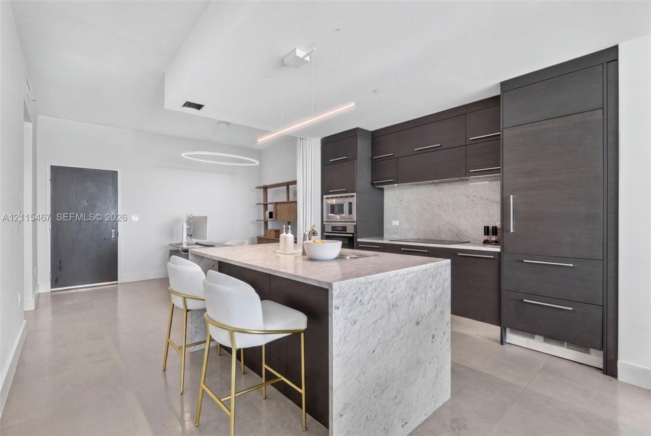 900 Biscayne Blvd , Unit 2104, Miami, FL 33132 Photo