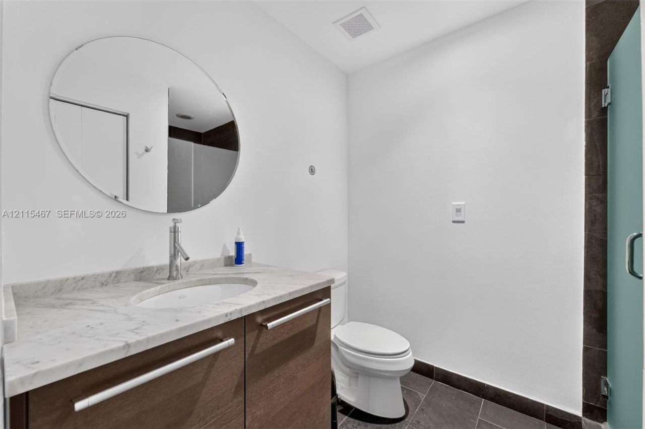 900 Biscayne Blvd , Unit 2104, Miami, FL 33132 Photo