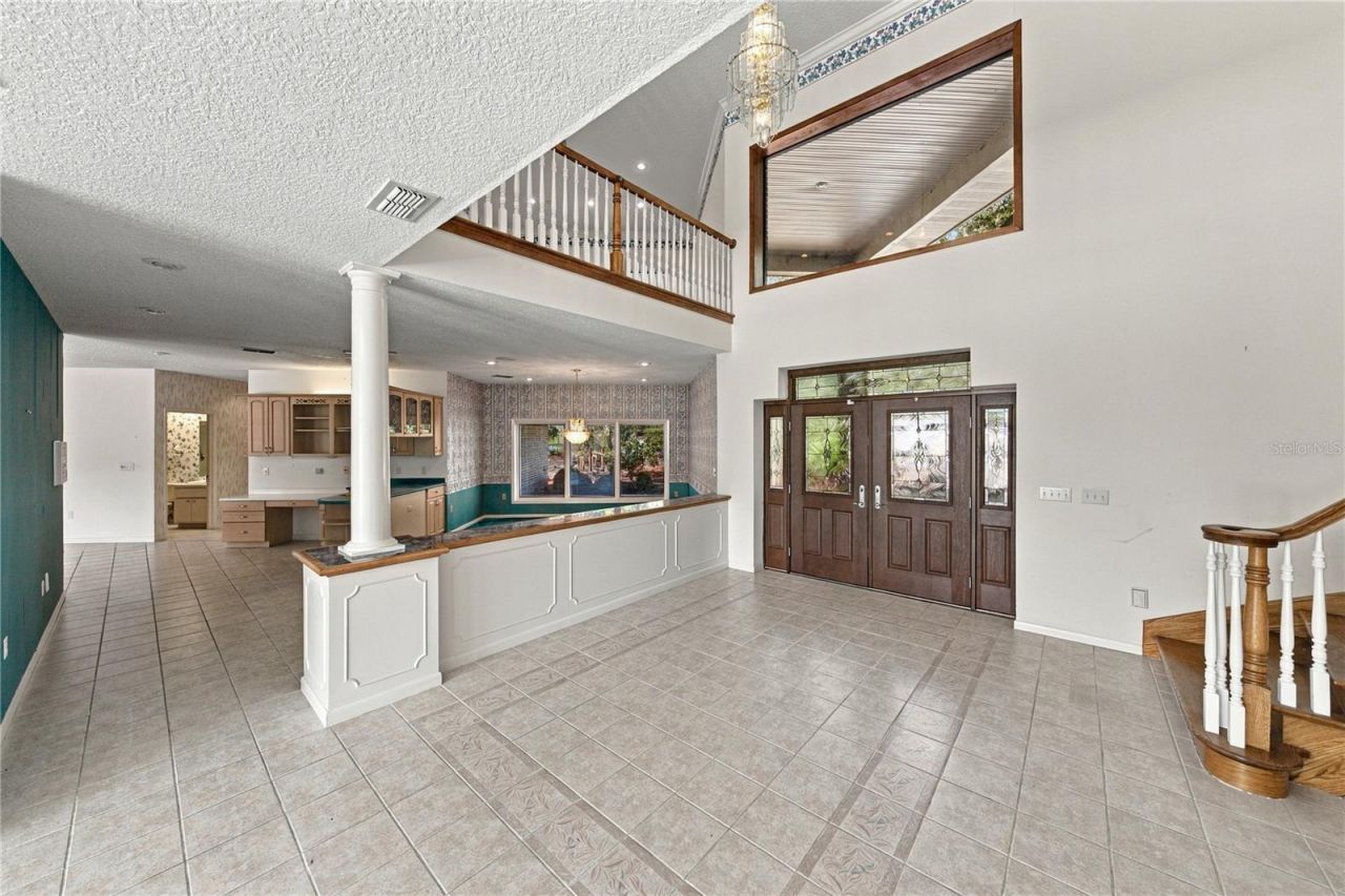 18728 Lake Iola Road, Dade City, FL 33523 Photo