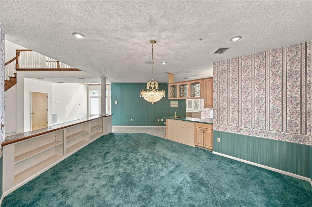 18728 Lake Iola Road, Dade City, FL 33523 Photo