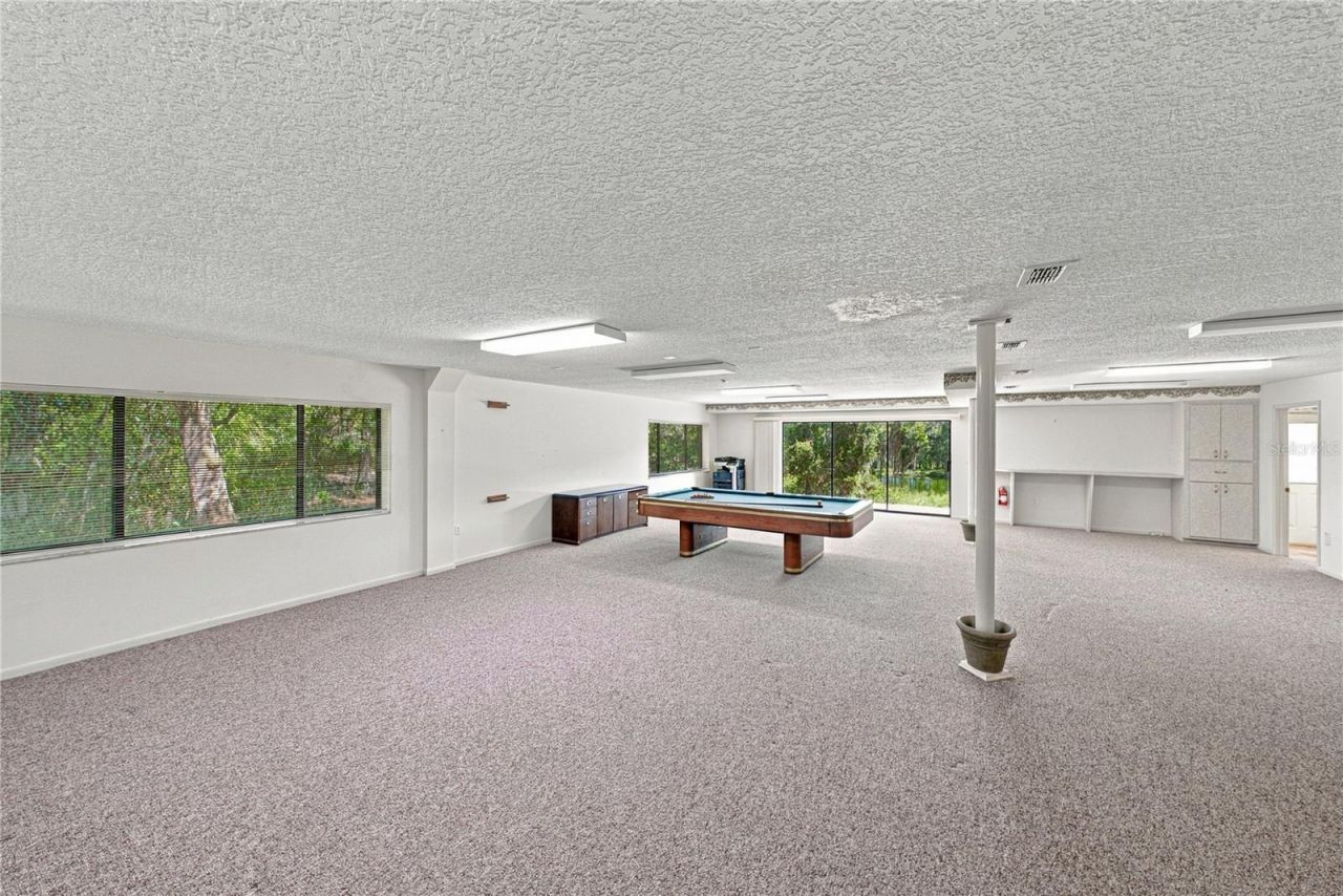 18728 Lake Iola Road, Dade City, FL 33523 Photo
