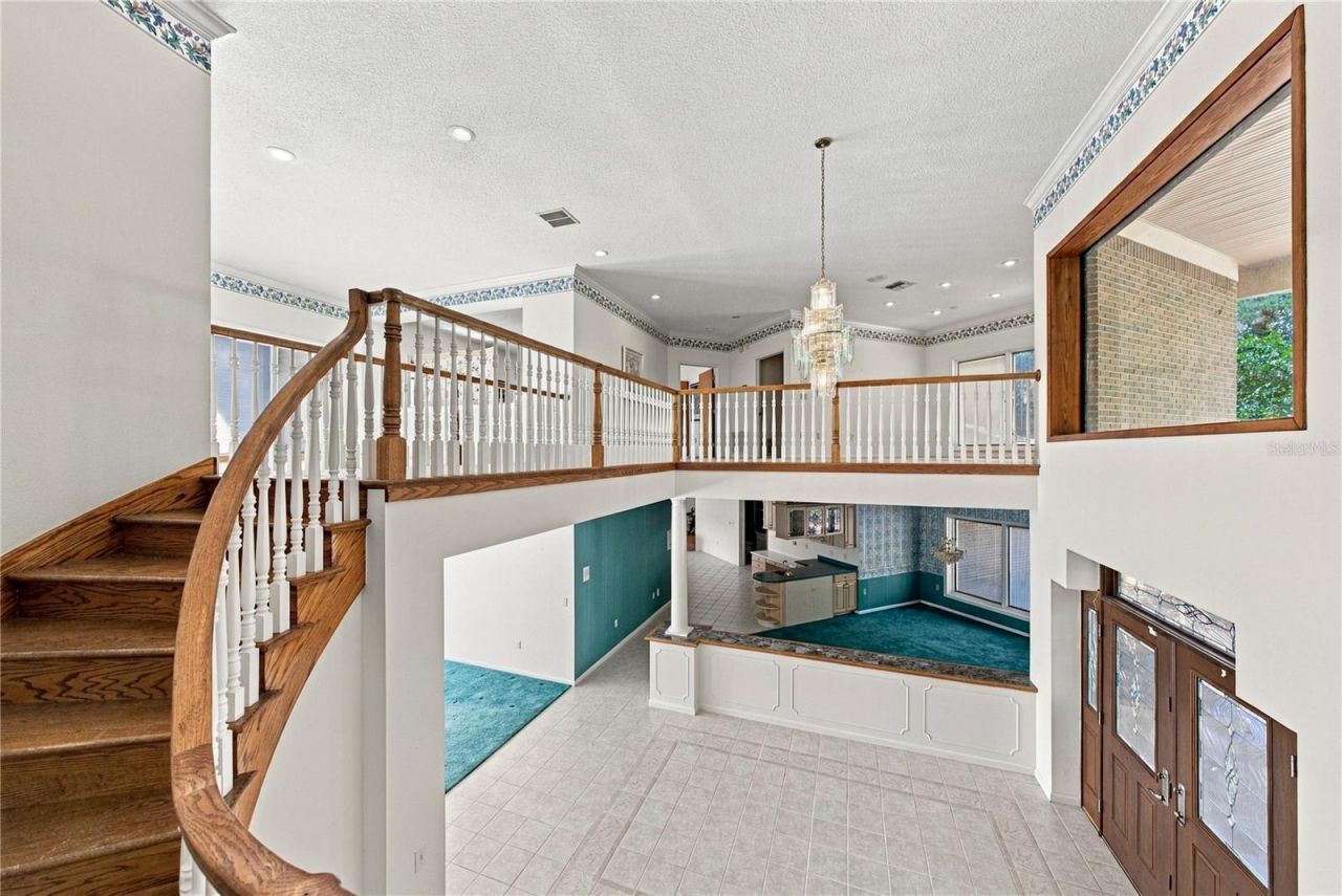 18728 Lake Iola Road, Dade City, FL 33523 Photo