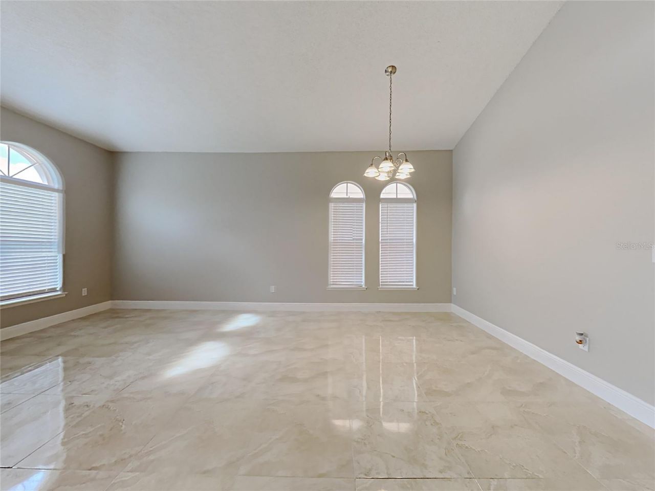2053 Cedar Garden Drive , Orlando, FL 32824 Photo