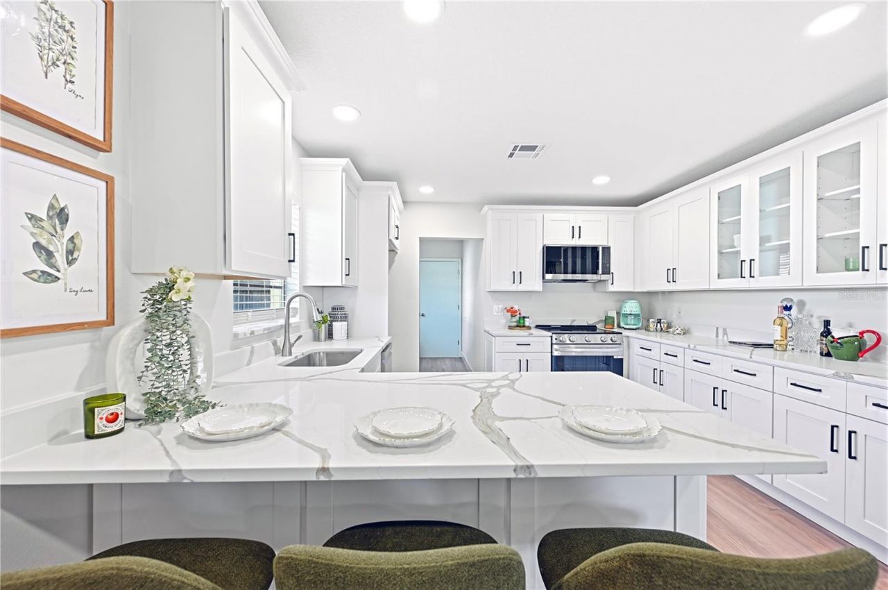 4303 Hollow Hill Drive , Tampa, FL 33624 Photo