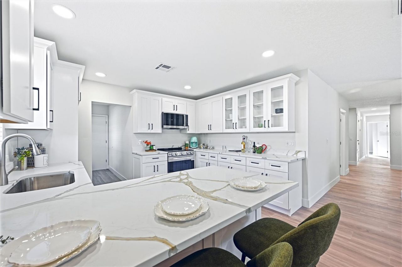 4303 Hollow Hill Drive , Tampa, FL 33624 Photo