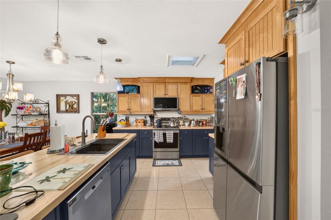 12 Palm Circle Drive , Inglis, FL 34449 Photo