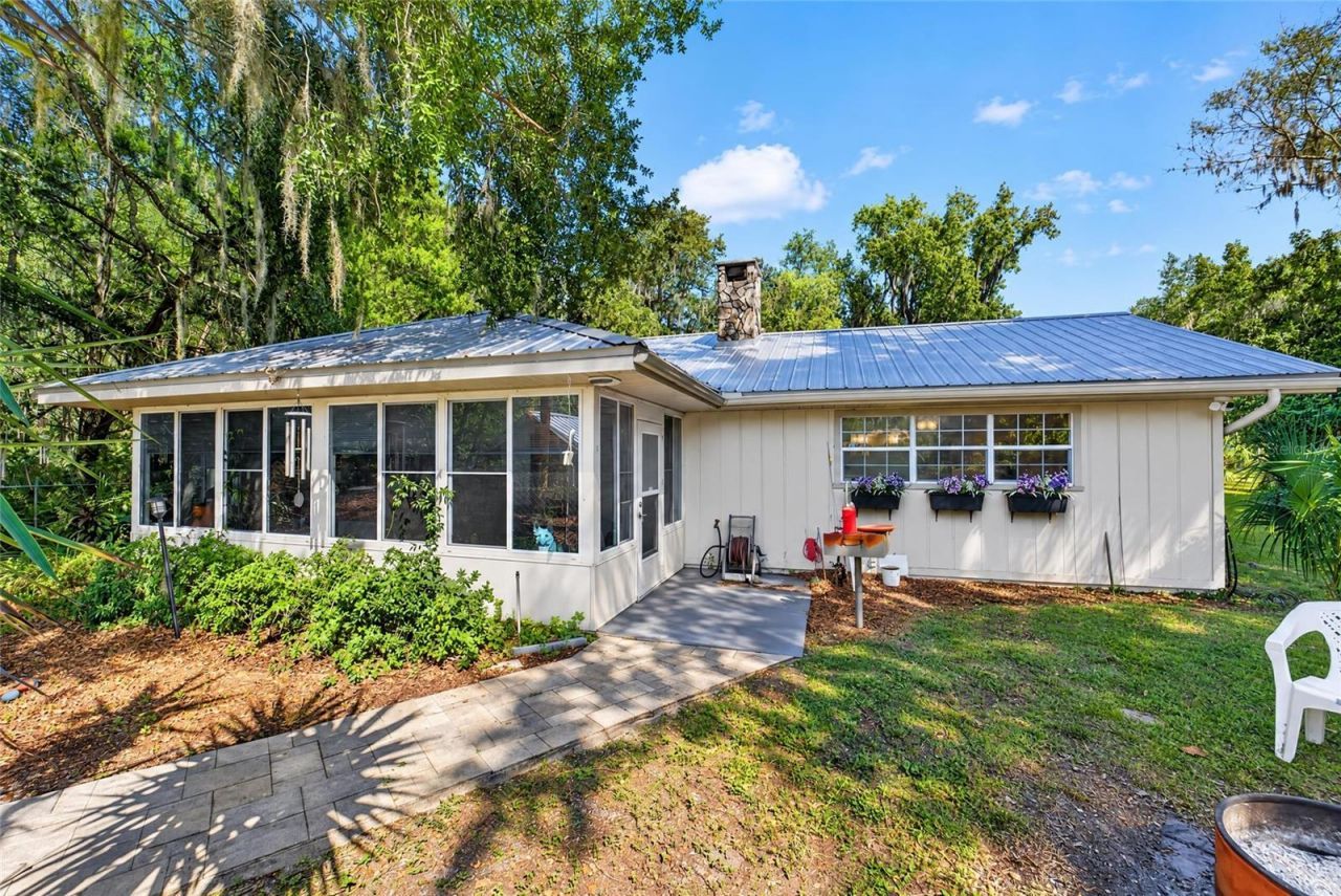 12 Palm Circle Drive , Inglis, FL 34449 Photo
